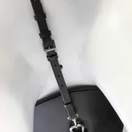 Martingaali rintaremmillä V-Shape Kavalkade